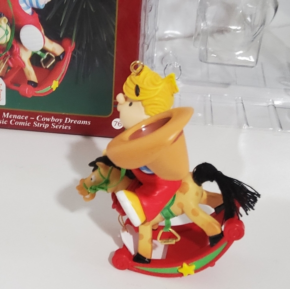 Heirloom Collection Carlton Cards Second in a Collectible Series Dennis - Picture 6 of 7